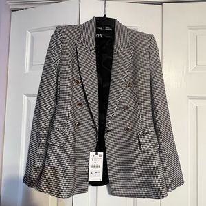 NWT Zara black and white houndstooth blazer with gold buttons size S
